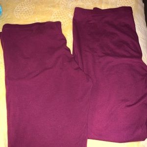 Set of 2 Flirtitude leggings. Burgundy sz XXL.